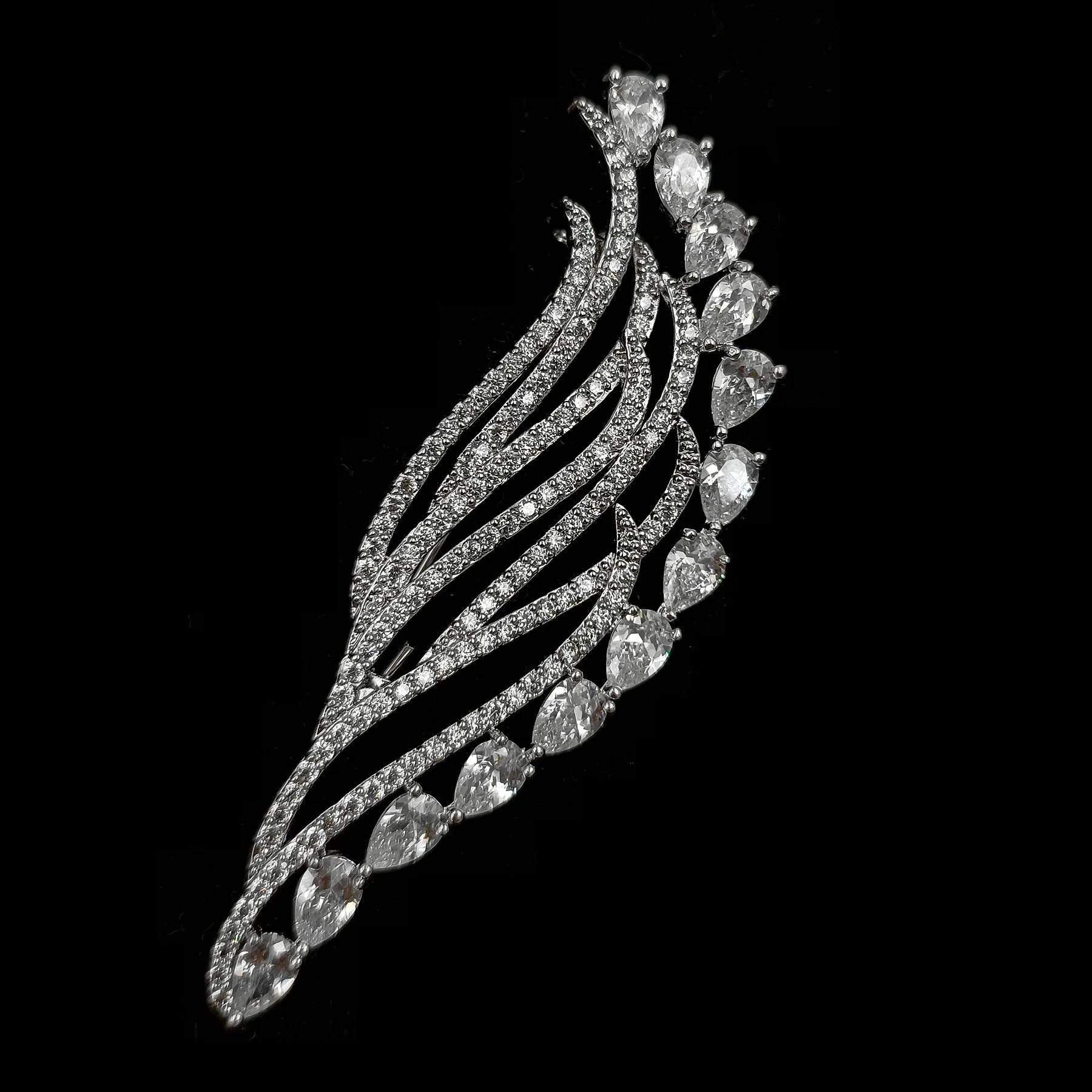 Jewelblings Delicate Pear Shaped Stone Hemmed Clear White Fern Leaf Brooches Pins Formal Suit Jewelry for Mother's Day Birthday Anniversary