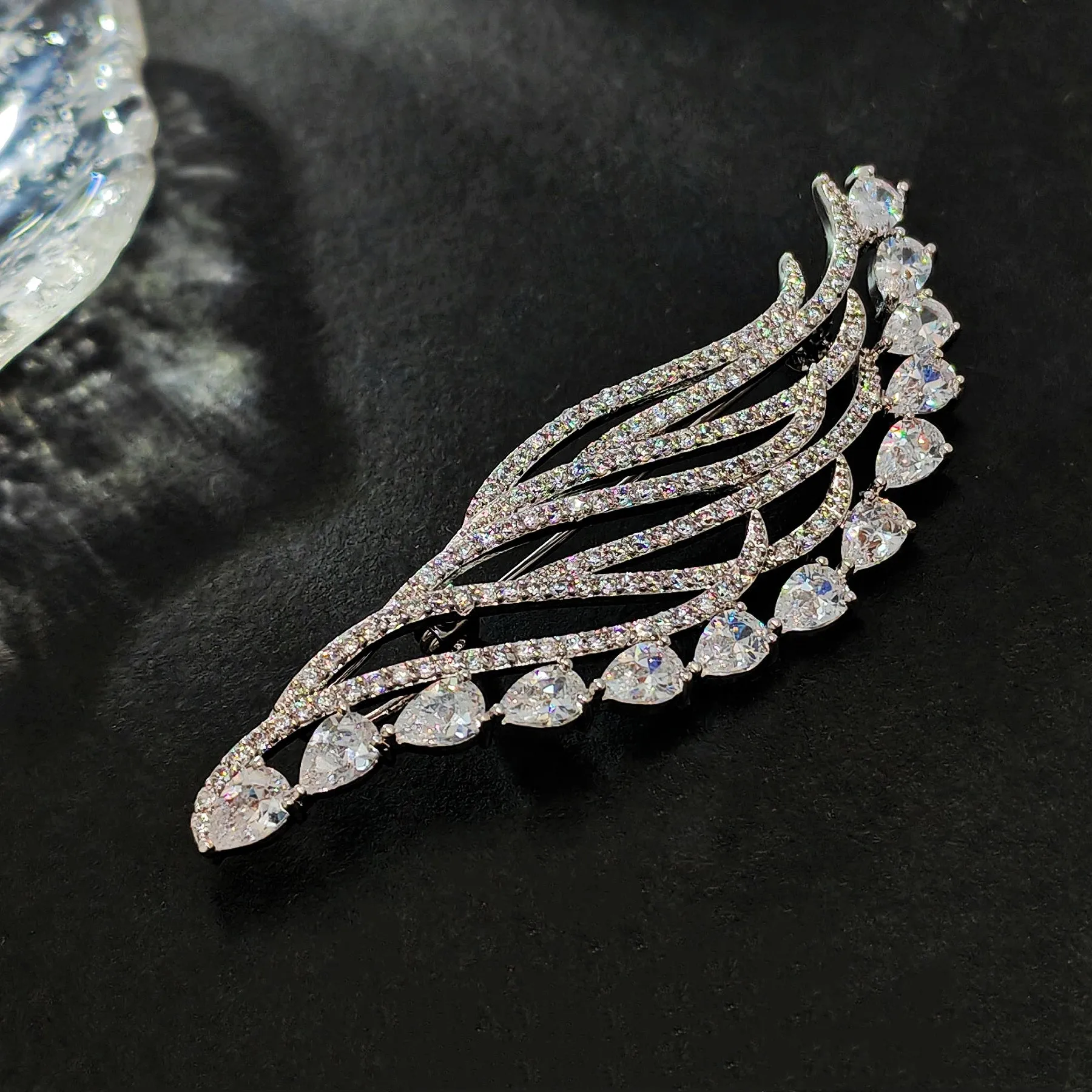 Jewelblings Delicate Pear Shaped Stone Hemmed Clear White Fern Leaf Brooches Pins Formal Suit Jewelry for Mother's Day Birthday Anniversary