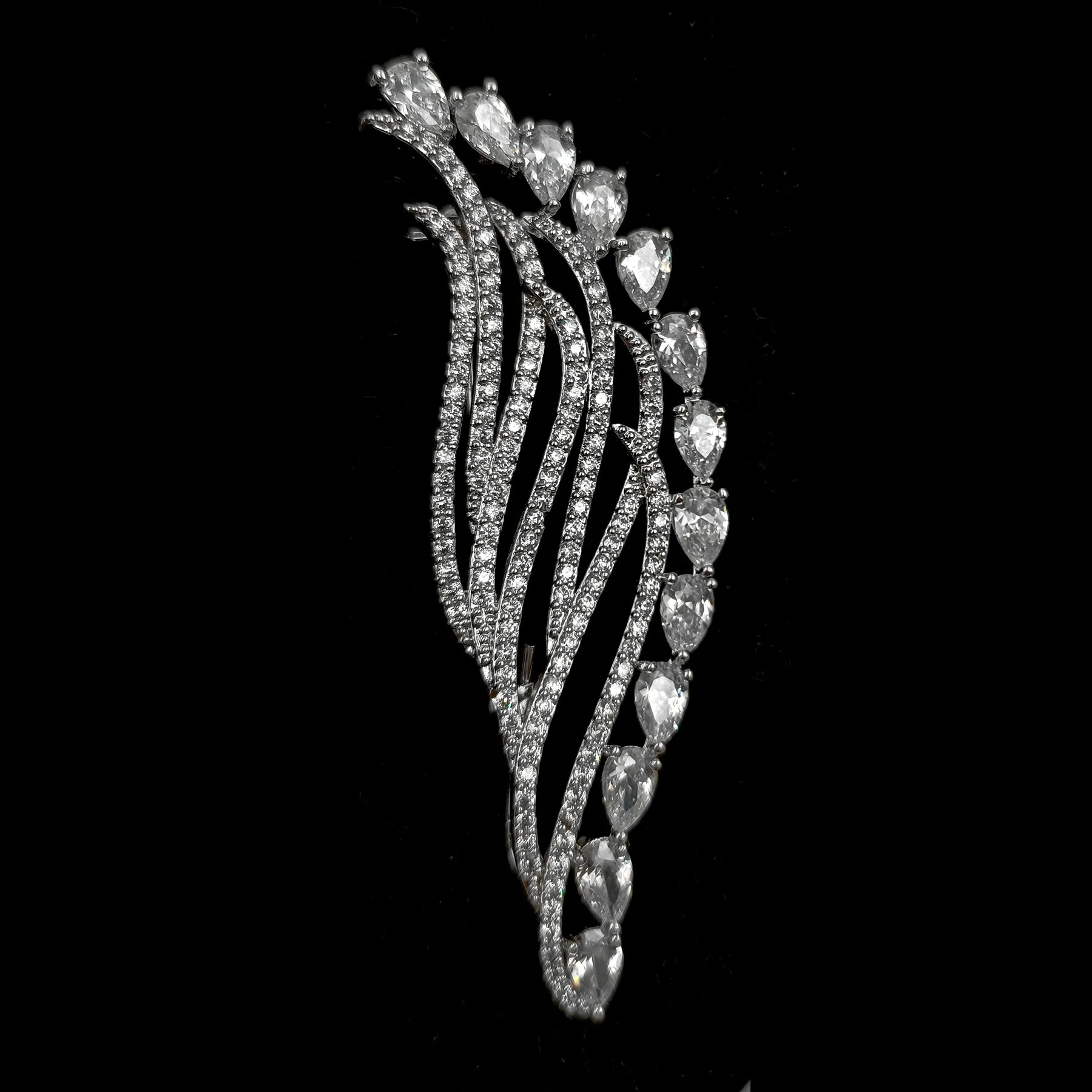 Jewelblings Delicate Pear Shaped Stone Hemmed Clear White Fern Leaf Brooches Pins Formal Suit Jewelry for Mother's Day Birthday Anniversary