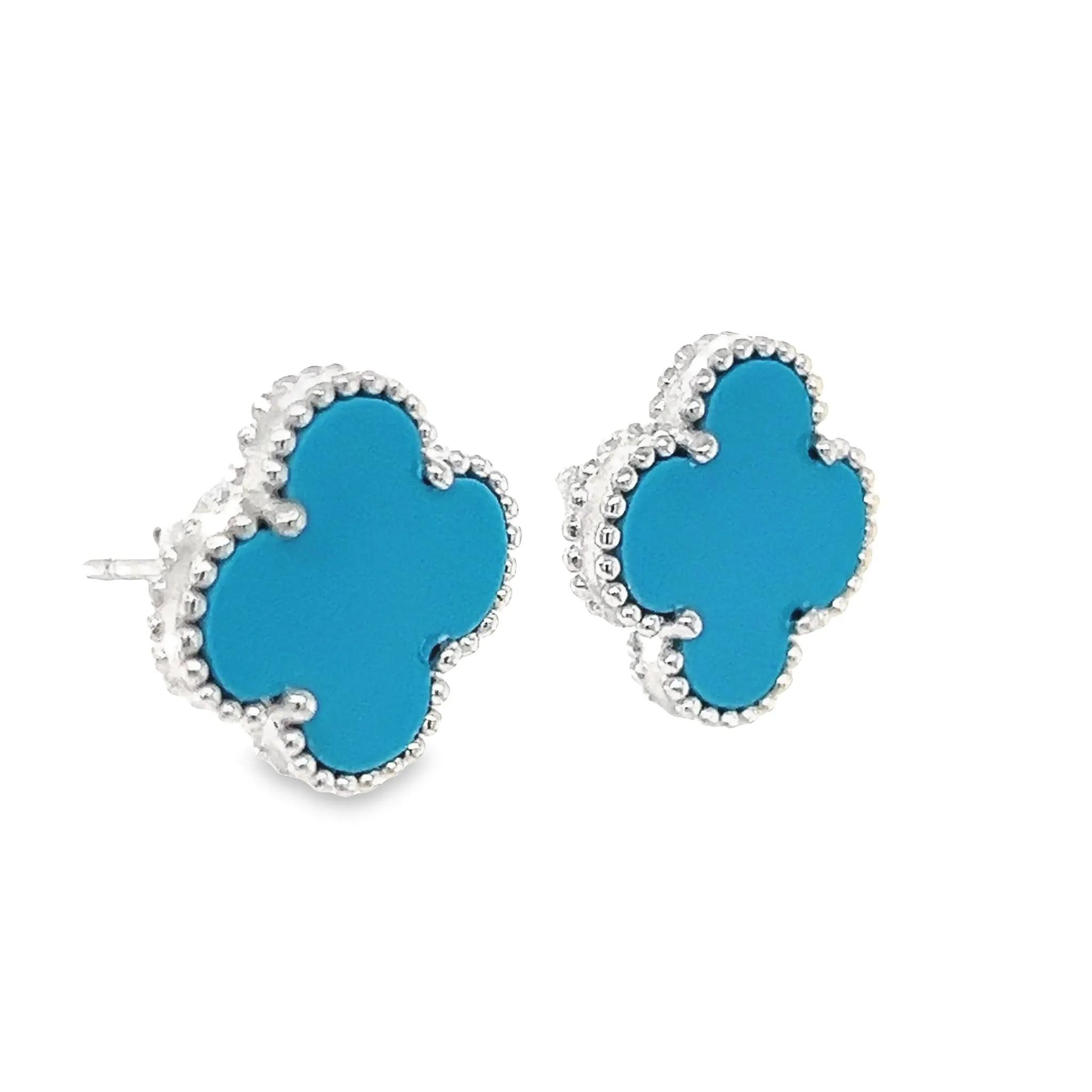 P504 Blue Flower Clover Post Earrings