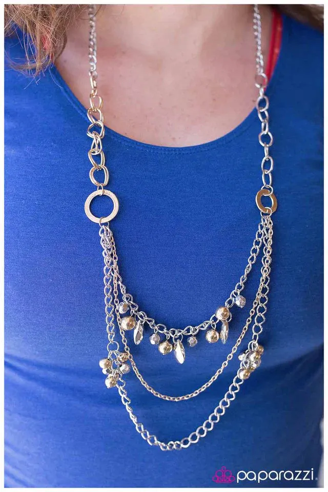 Paparazzi Necklace ~ A Sight For Sore Eyes - Silver