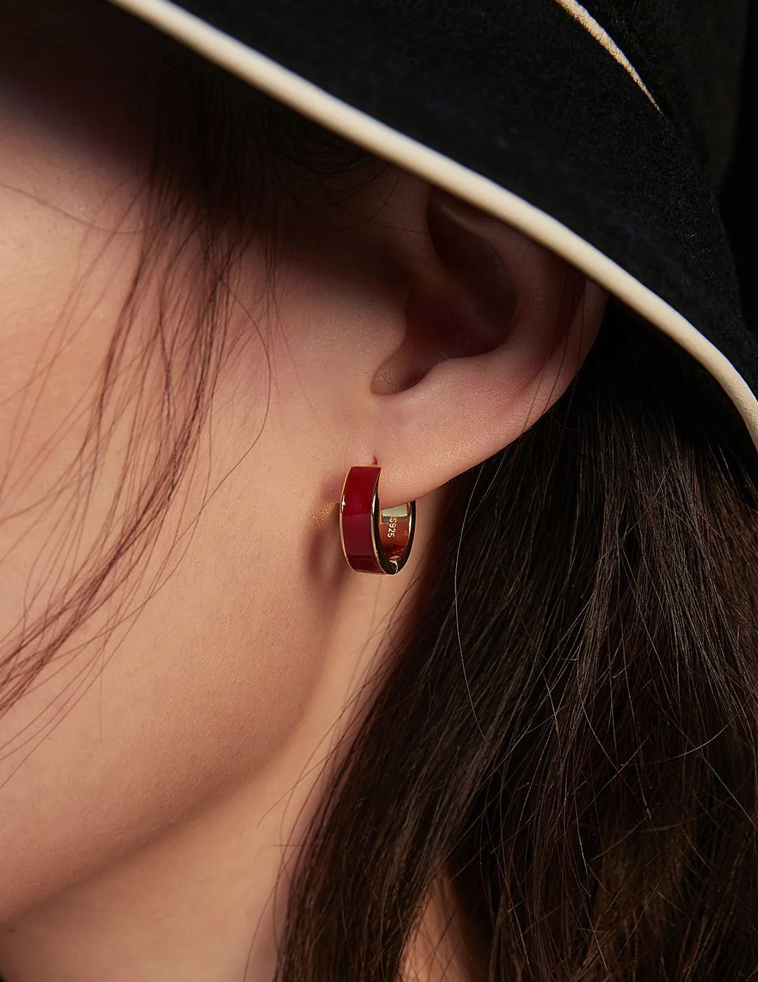 Simple Red Glaze Enamel Hoops Earrings