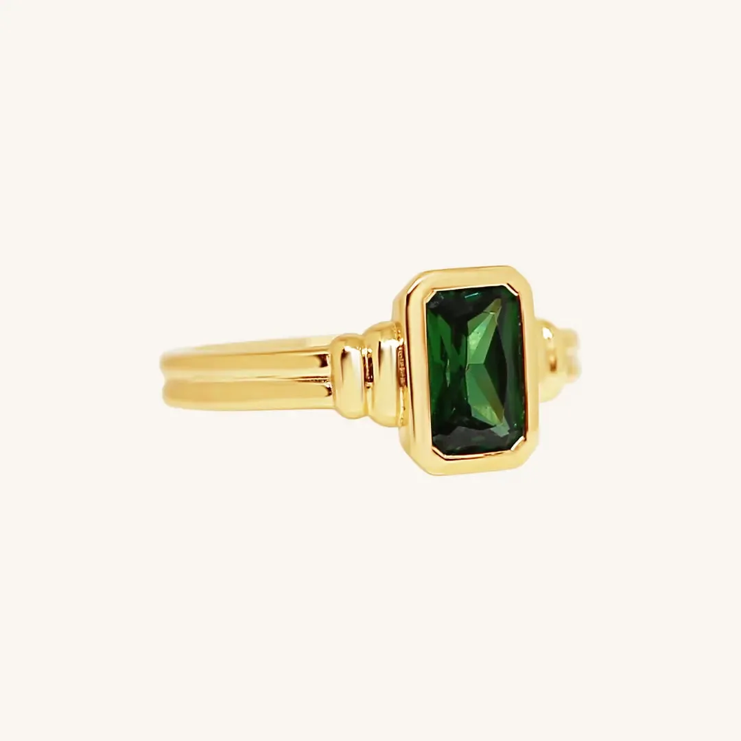 Tarkine Emerald Green Ring