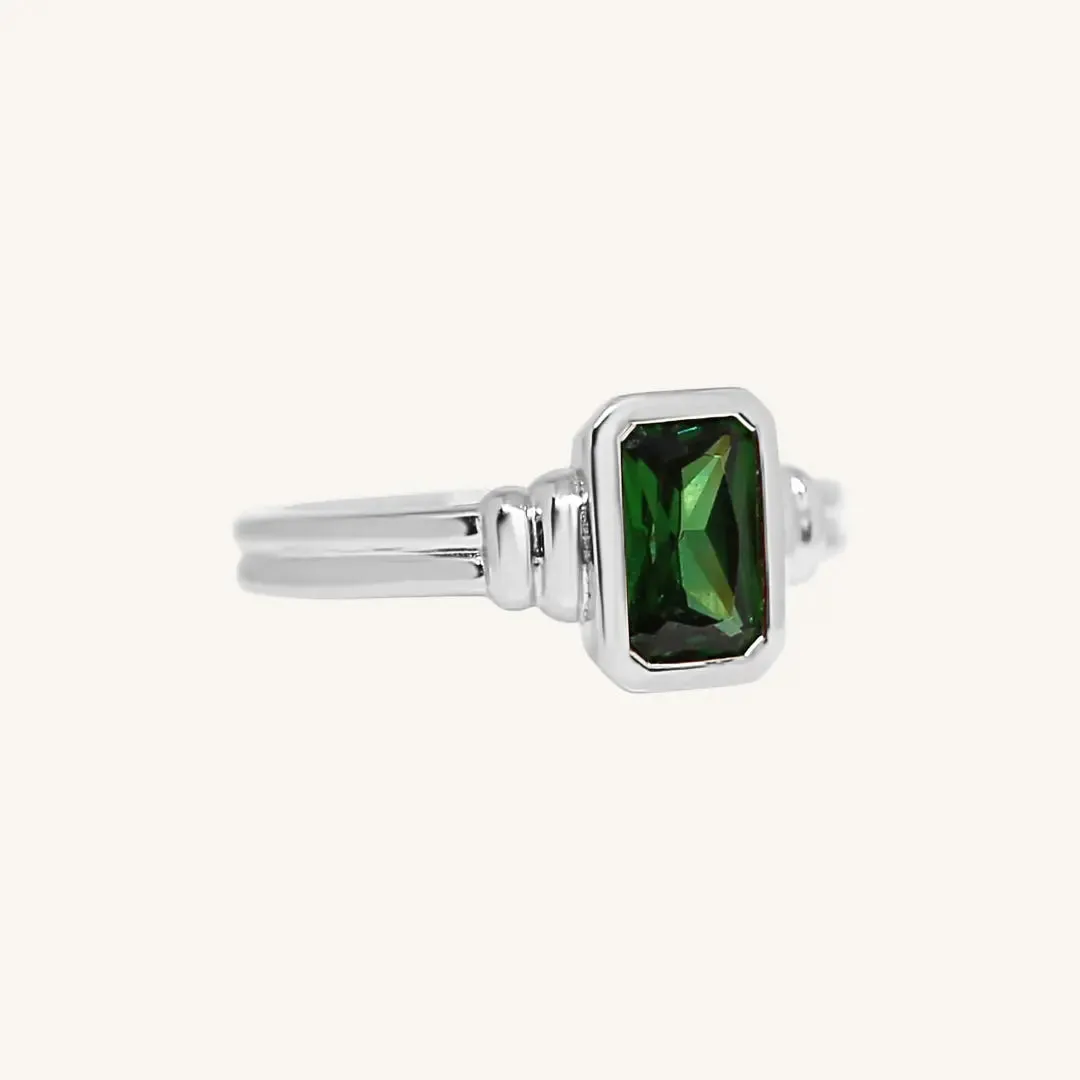 Tarkine Emerald Green Ring