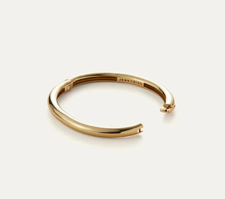 The Solid Bangle in Gold