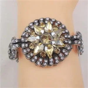 Woman's Fashion Beige Crystal Flower & Rhinestone Bracelet